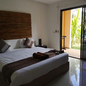 Standard Zimmer mit Kingsize-Bett